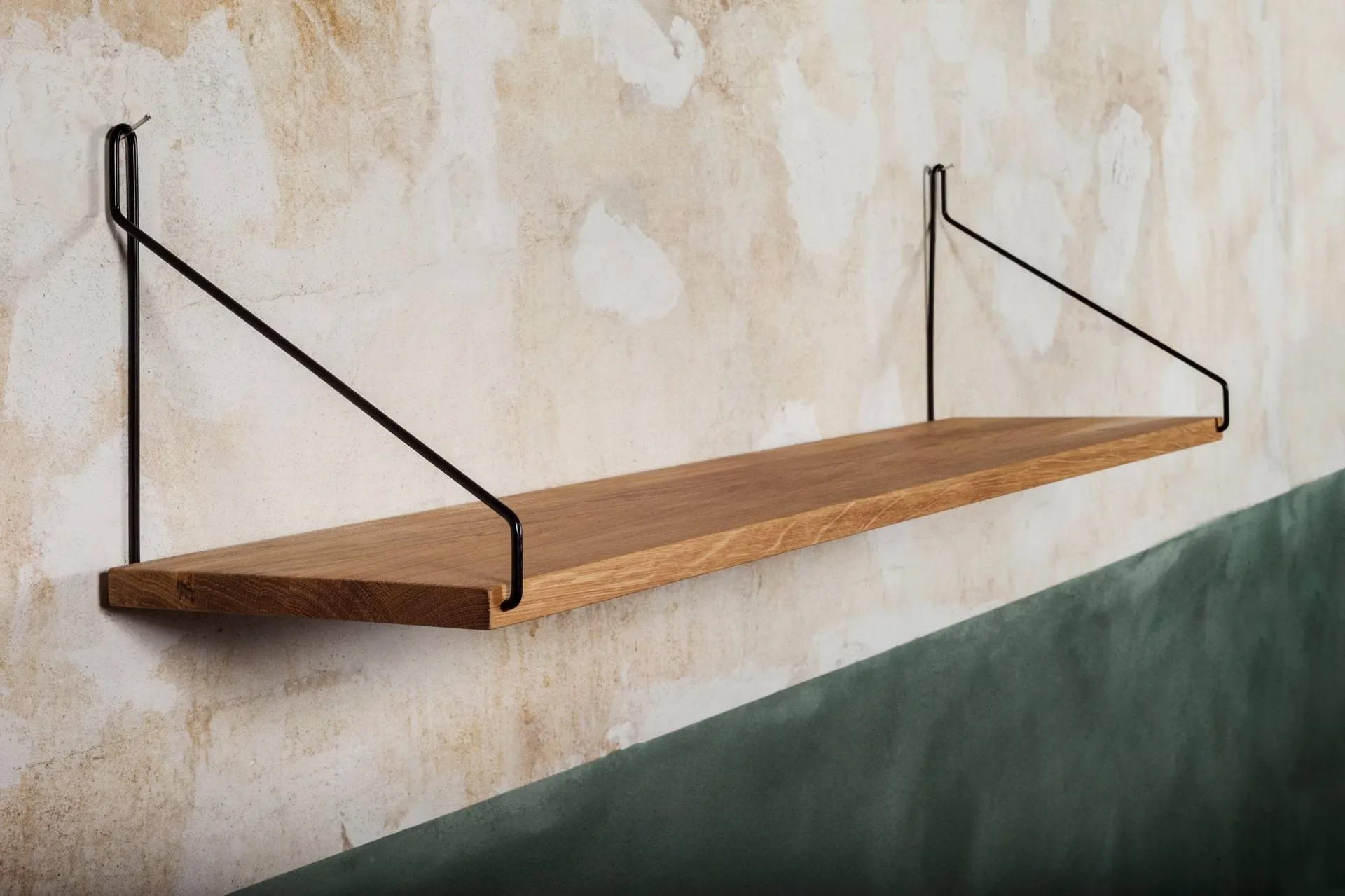Single Shelf wall shelf, Oak-black, 80x20 cm FRAMA