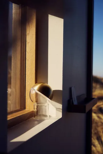 Pila portable table lamp - Solid brass - Frandsen