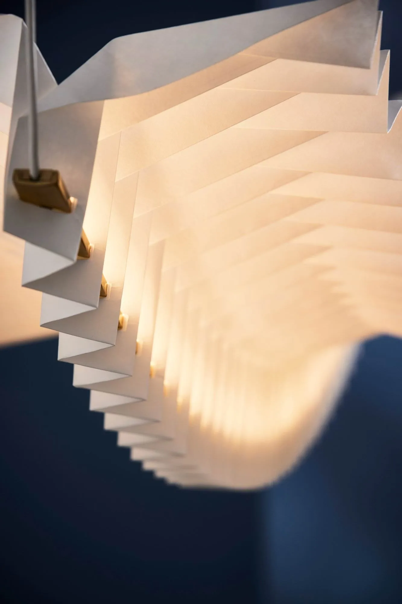 Sora pendant lamp, Solid brass-white Frandsen