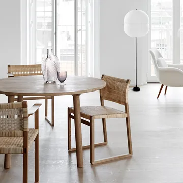 BM61 chair - Wicker lacquered oak stand - Fredericia Furniture