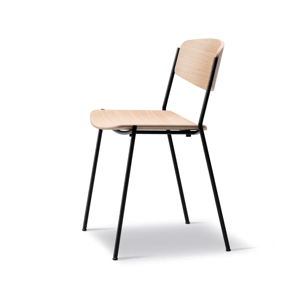 Lynderup 3080 chair, Lacquered oak-black steel frame Fredericia Furniture
