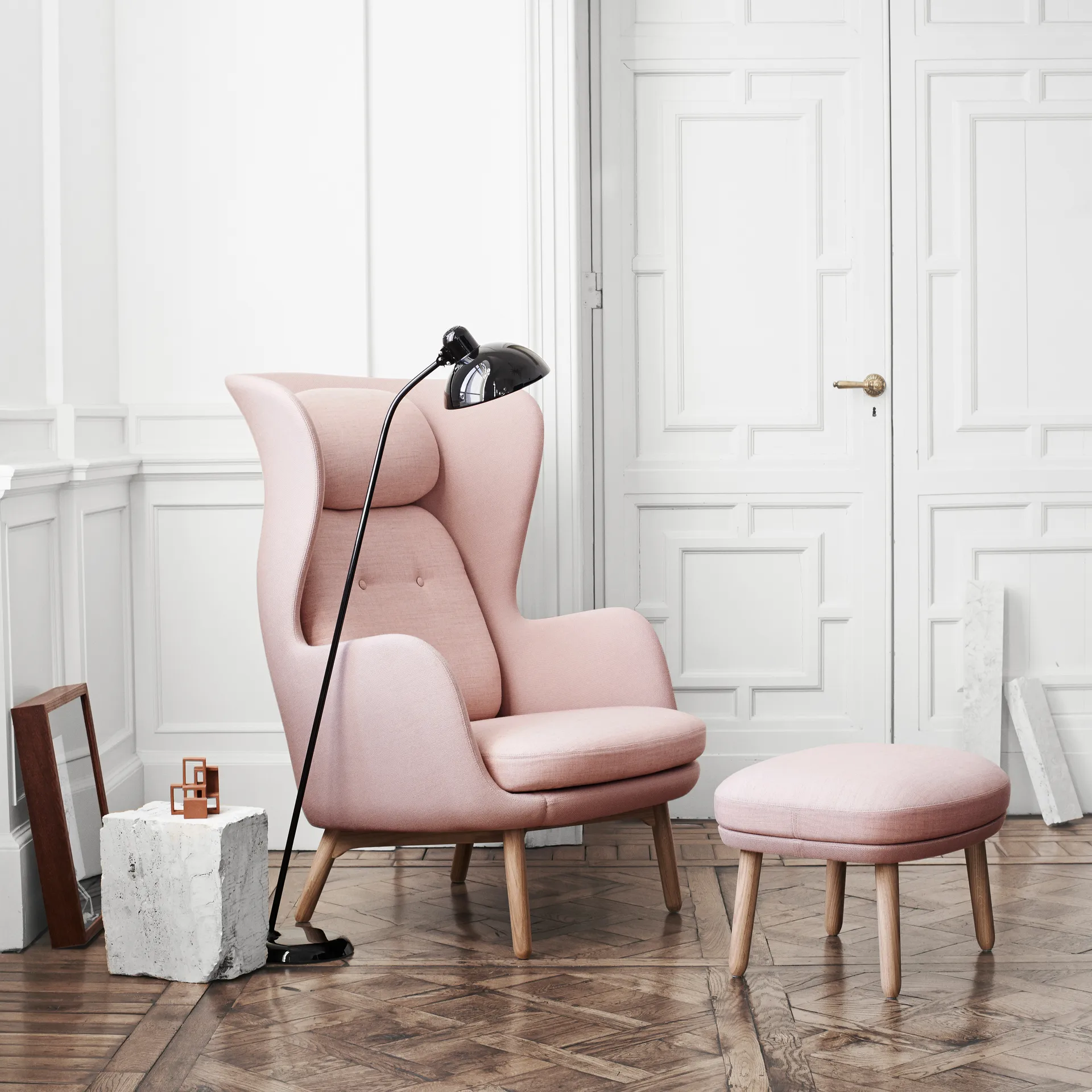 Kaiser Idell 6556-F Luxus floor lamp, Black Fritz Hansen