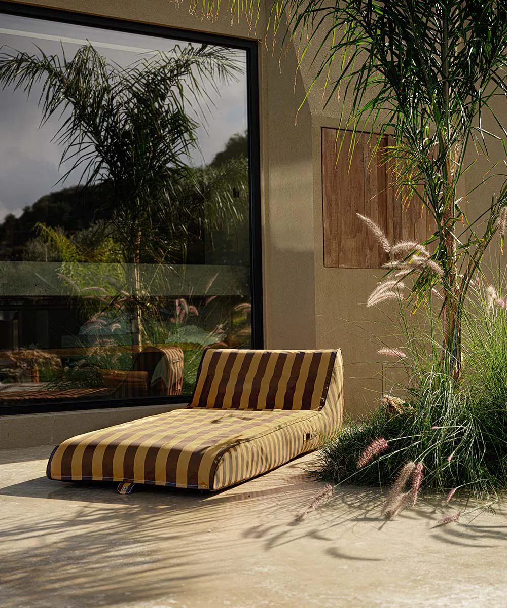Garden Glory floating sunbed, Saffron yellow-brown, 85x168.5 cm Garden Glory