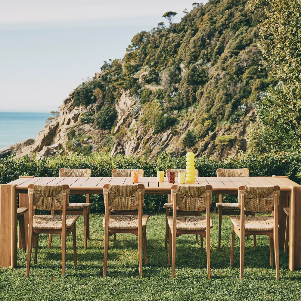 Atmosfera dining table, Teak, 209x105 cm GUBI
