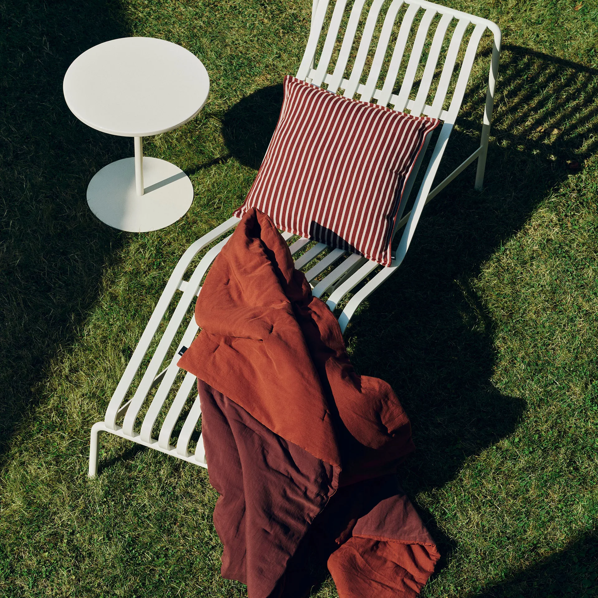 Air Quilt throw, Iron red, 140x200 cm HAY
