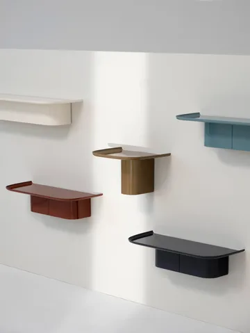 Korpus 4 hook wallshelf M - Cream - HAY