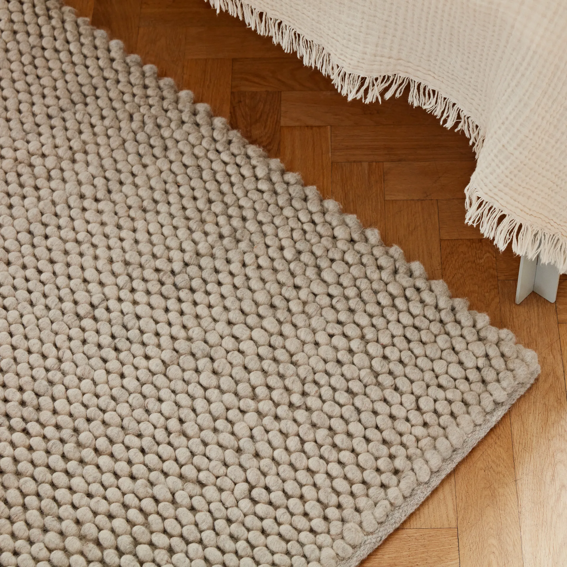 Peas wool rug 200x300 cm, Soft grey HAY