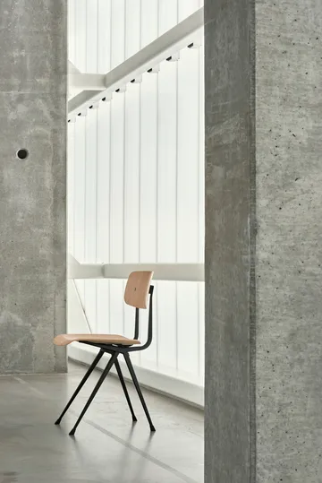 Result chair - Oak-black steel frame - HAY