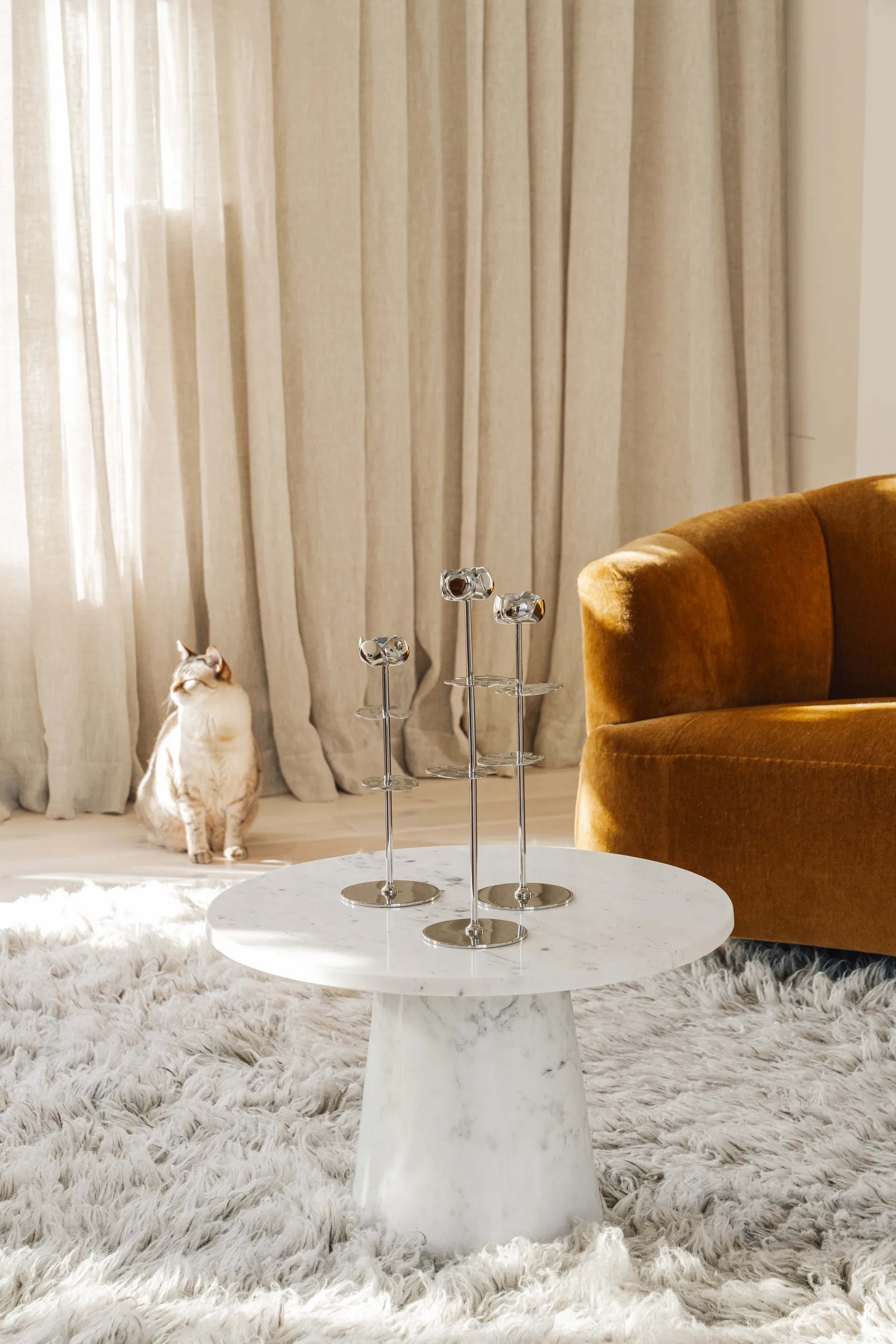 Ninfea Alta candlestick 40 cm, Nickel-plated brass Hilke Collection