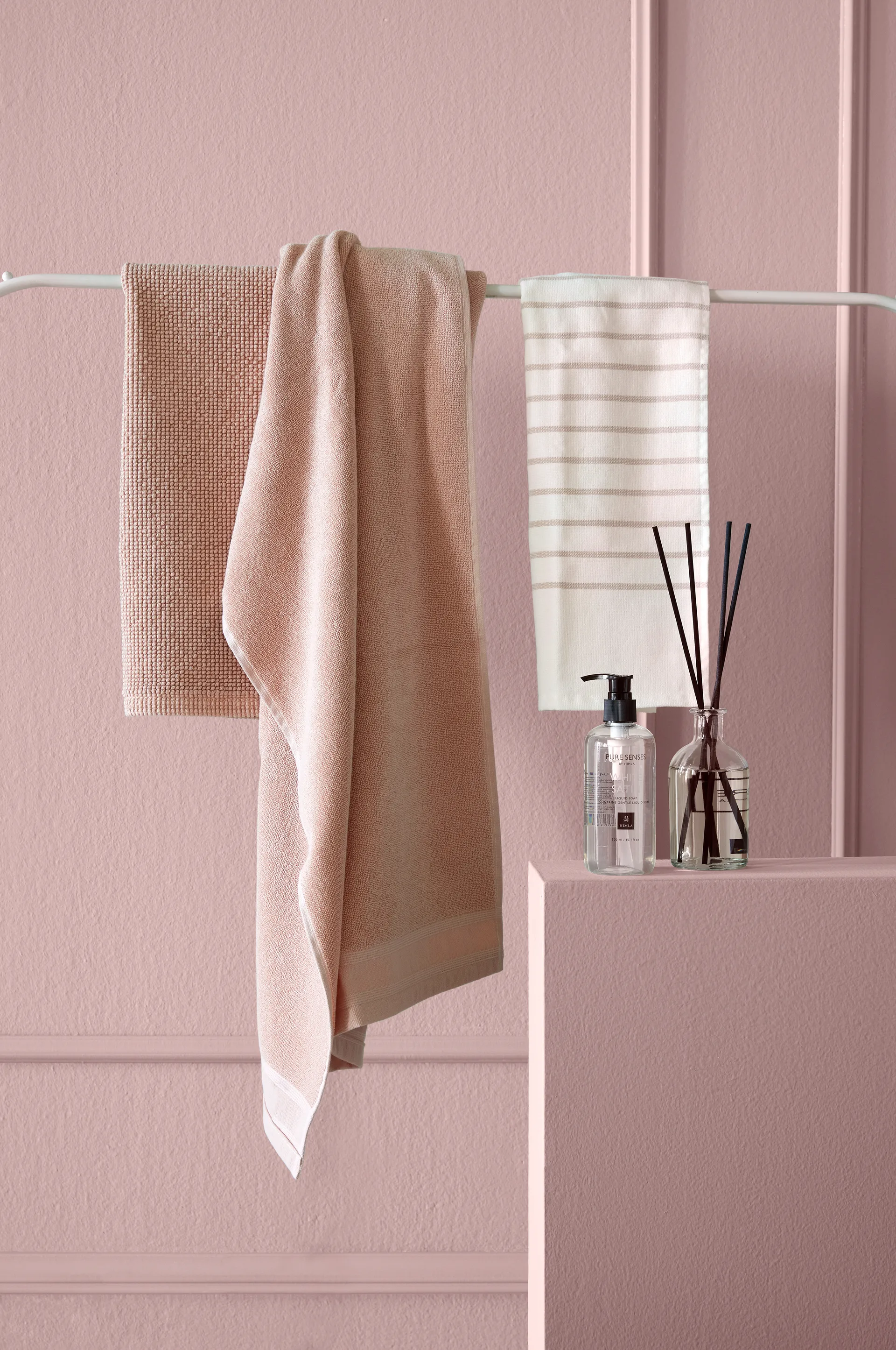 Lina towel 50x70 cm, Powder Himla