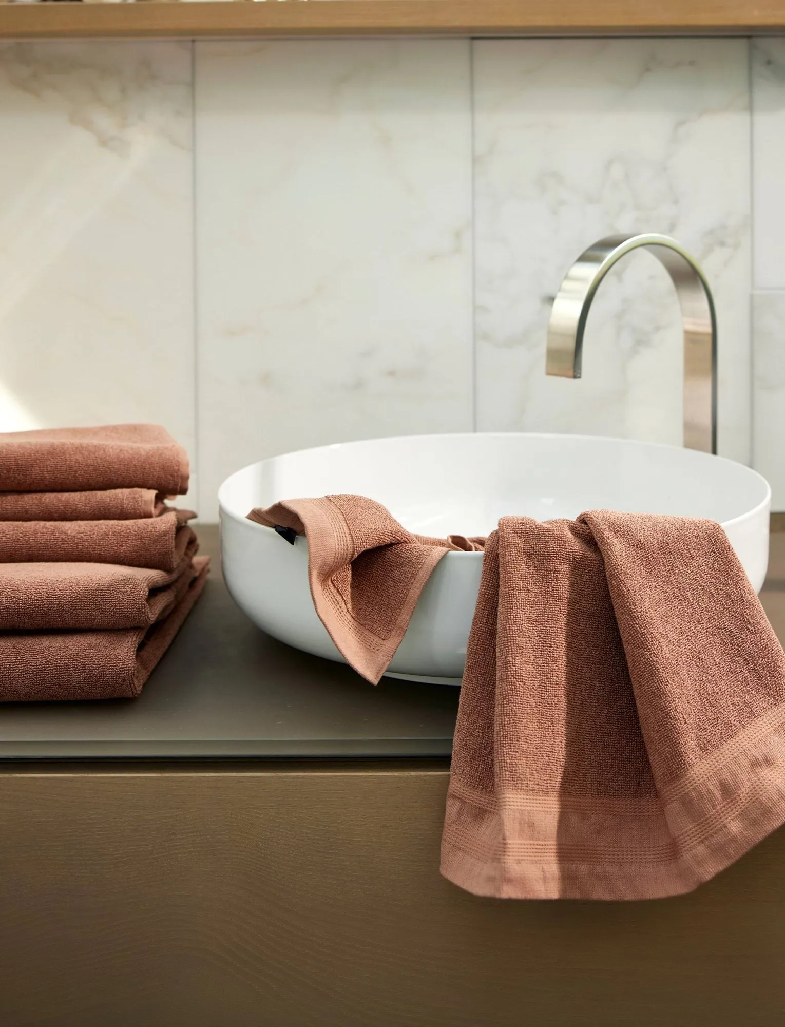 Lina towel, Grounded (pink), 30x50 cm Himla