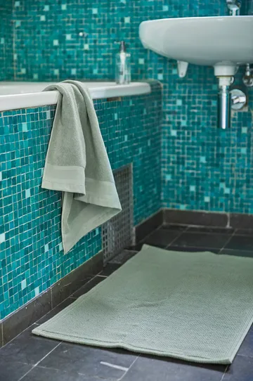 Love bathroom mat 70x110 cm - Sage - Himla