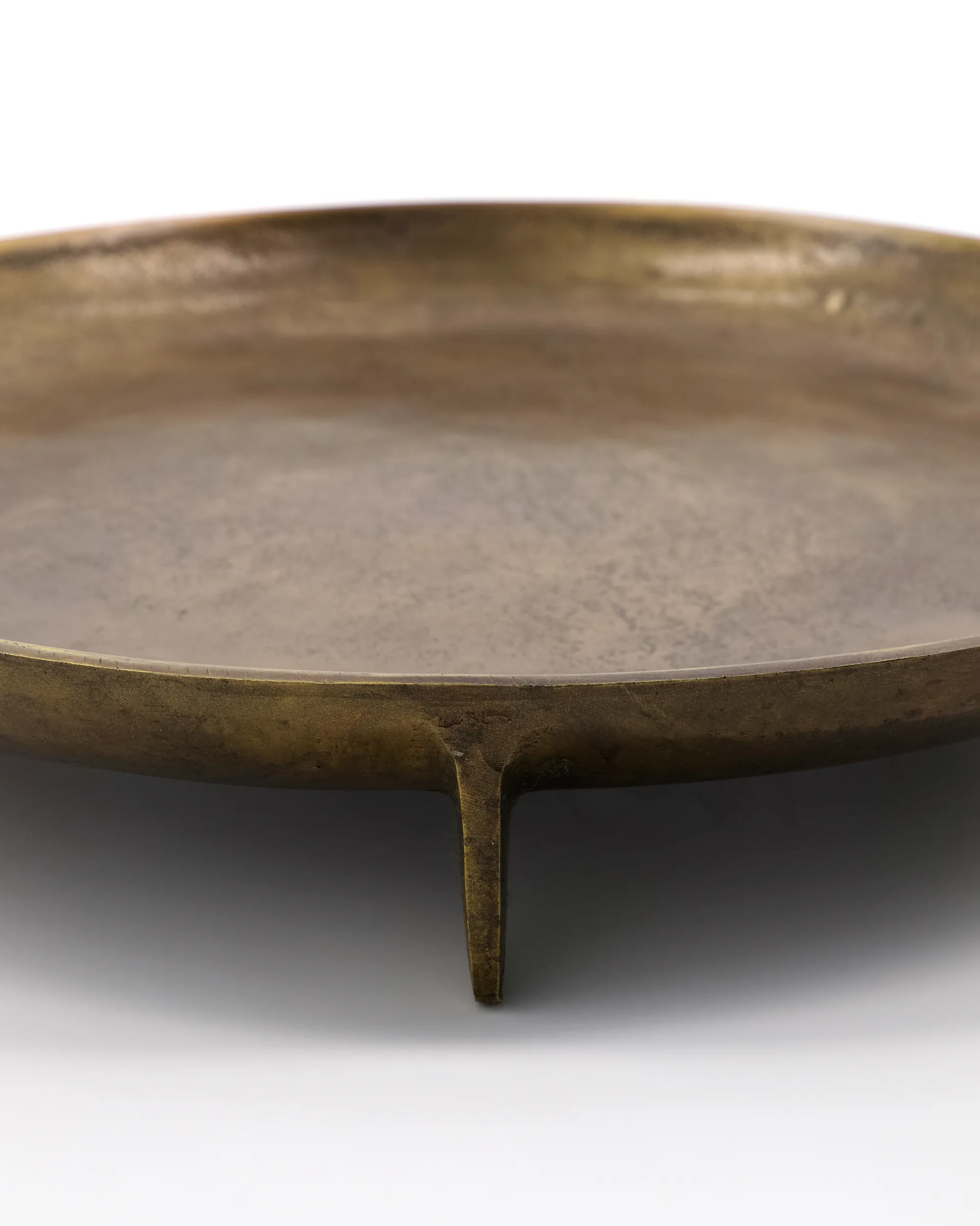 Cast tray Ø38 cm, Antique brass House Doctor