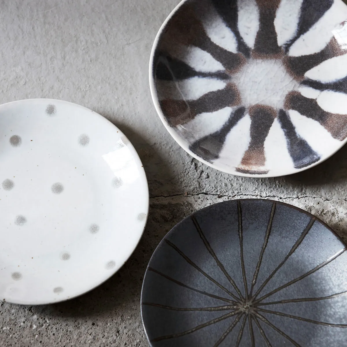 Dots plate Ø15.7 cm, white-green House Doctor