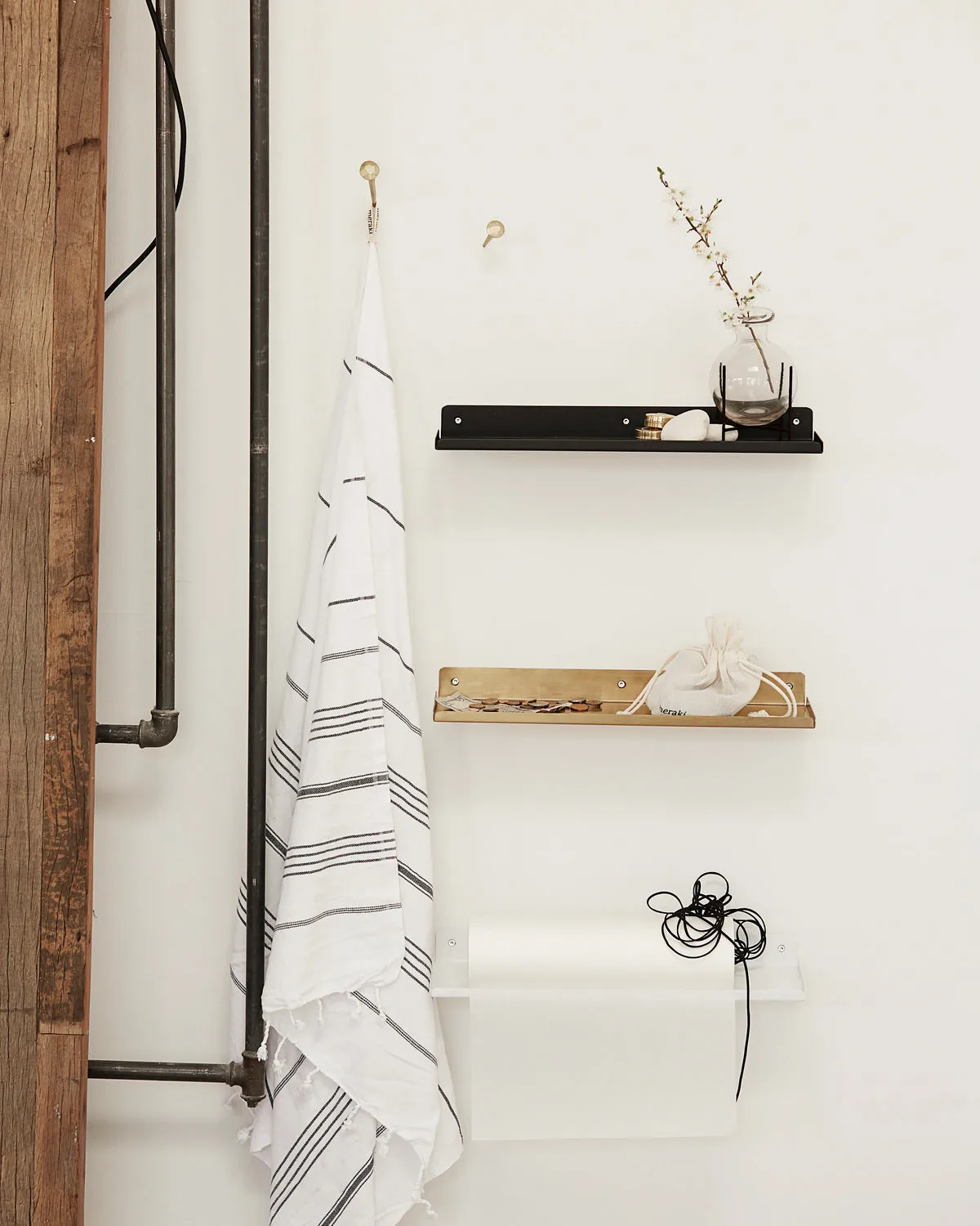 Ledge shelf 43 cm, black House Doctor