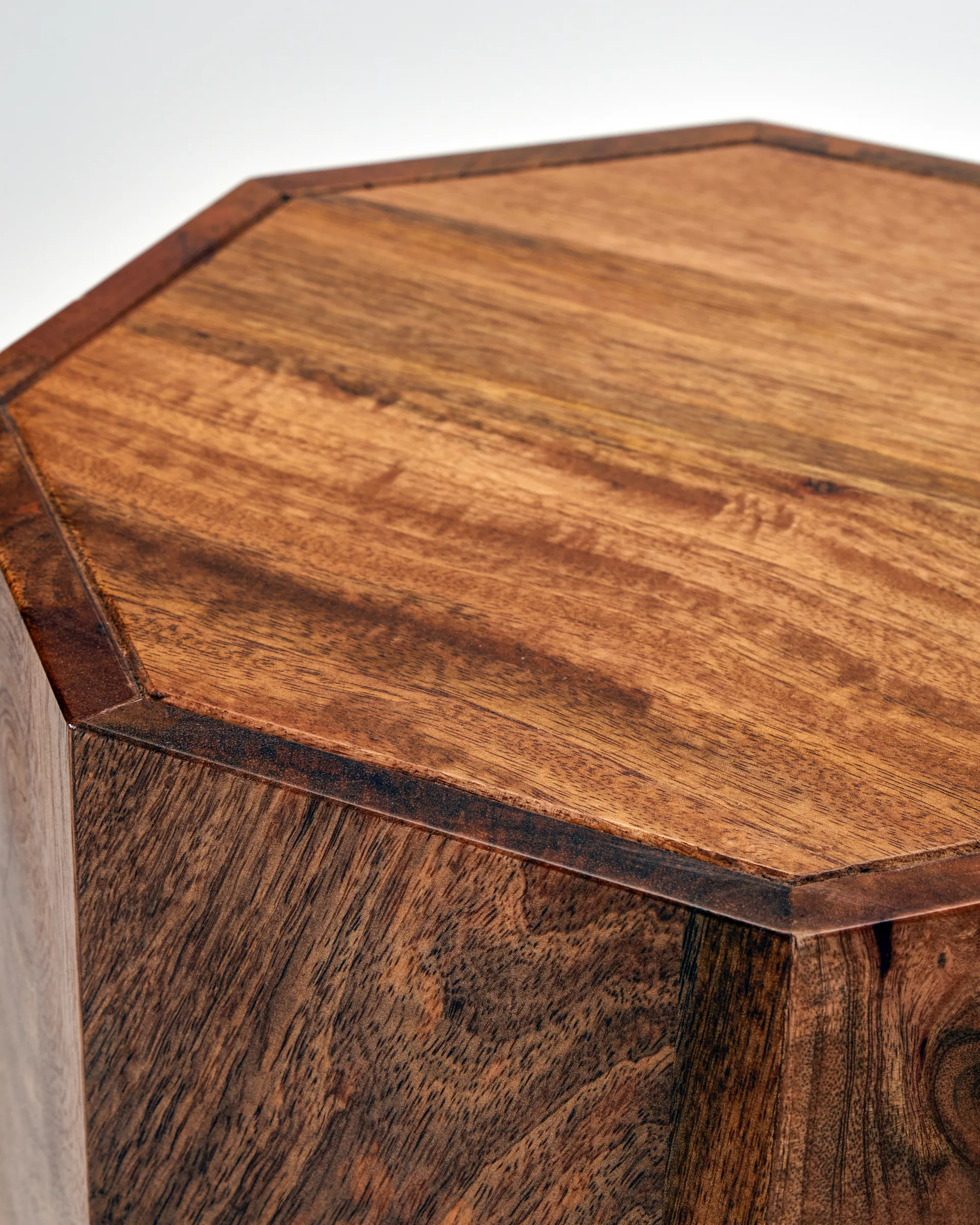 Okta stool 33x45 cm, Mango wood House Doctor