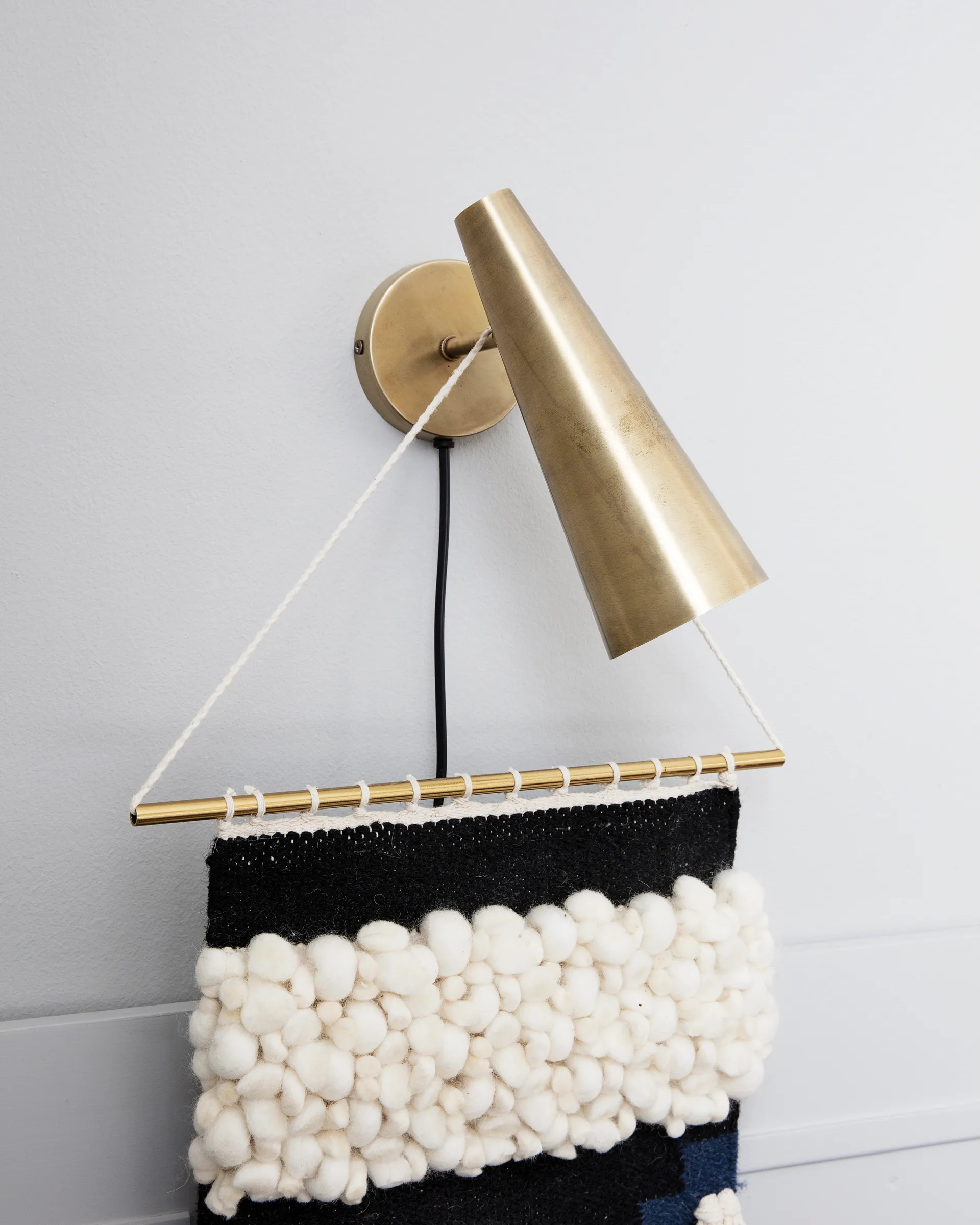 Precise wall lamp, brass, 21 cm House Doctor