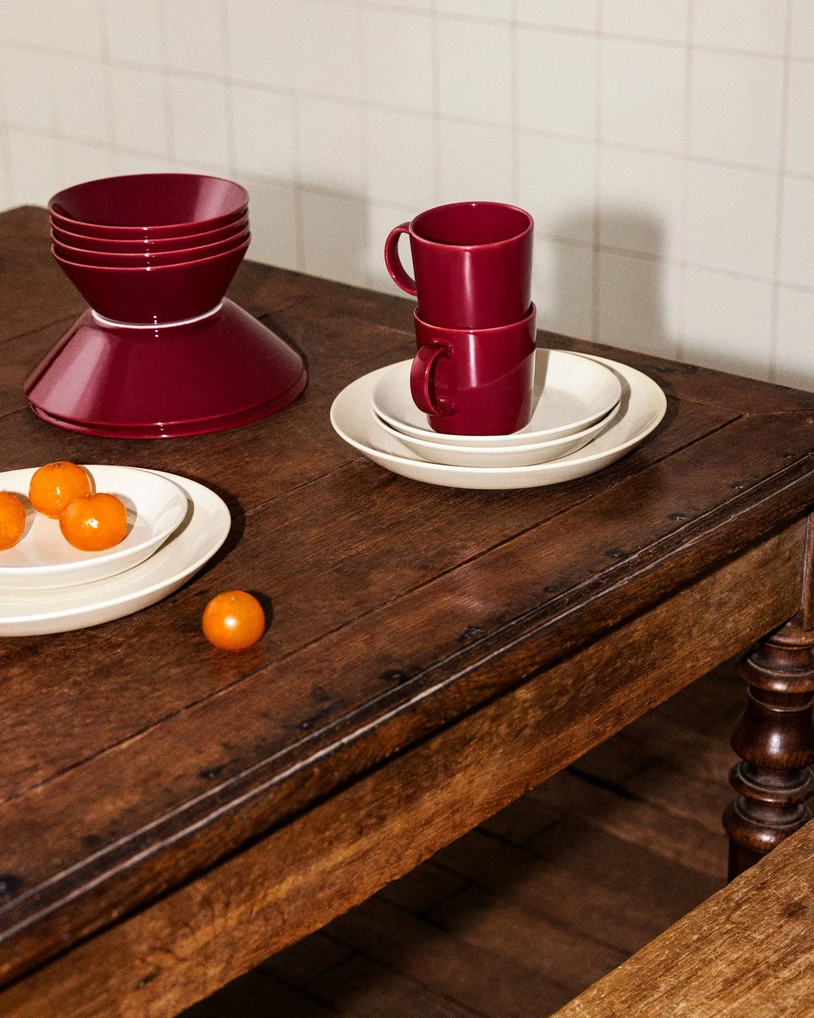 Teema deep plate, Cherry Iittala