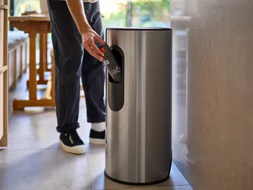 Joseph Joseph Arc pedal bin 30 L - Stainless steel - Joseph Joseph