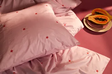 Daisy bed set 220x220 cm - Pink-red - Juna
