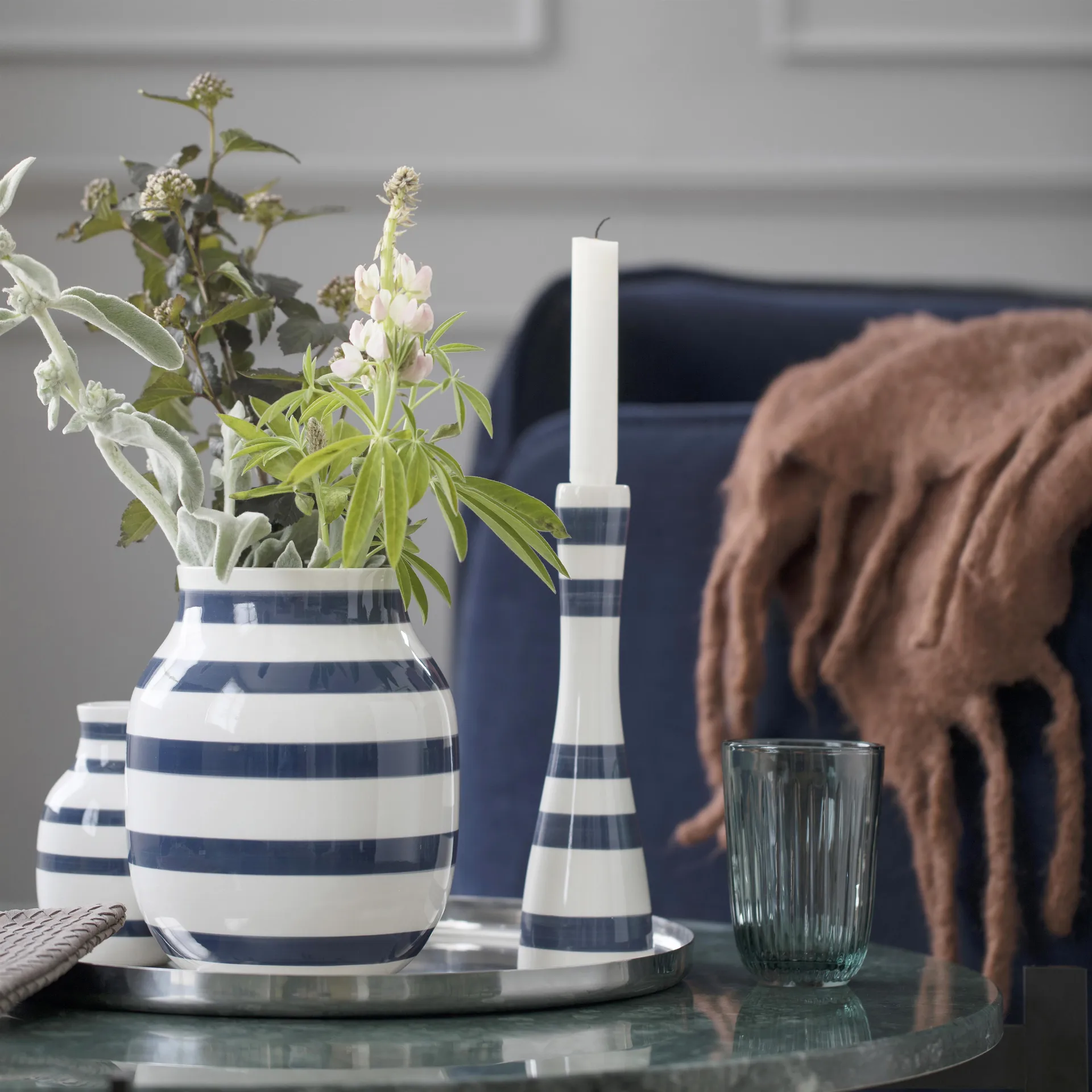 Omaggio vase medium, steel blue Kähler