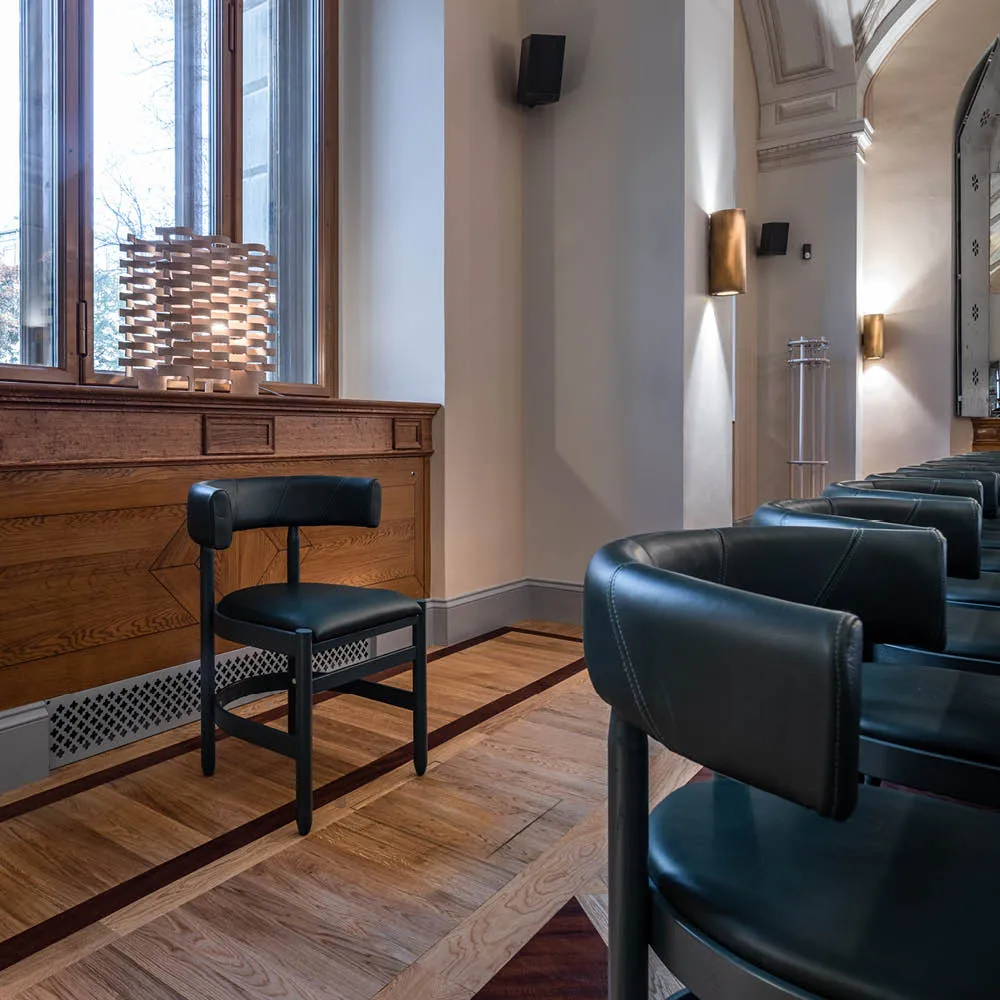 Botero armchair, Leather Tärnsjö 8800 natural-lacquered ash frame Källemo