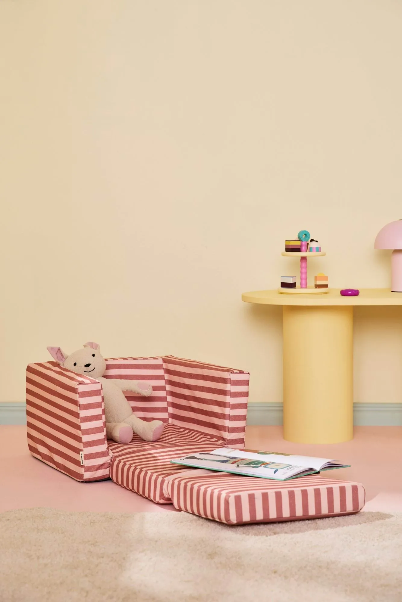 Kid's Base folding armchair, Brown-pink Kid's Concept