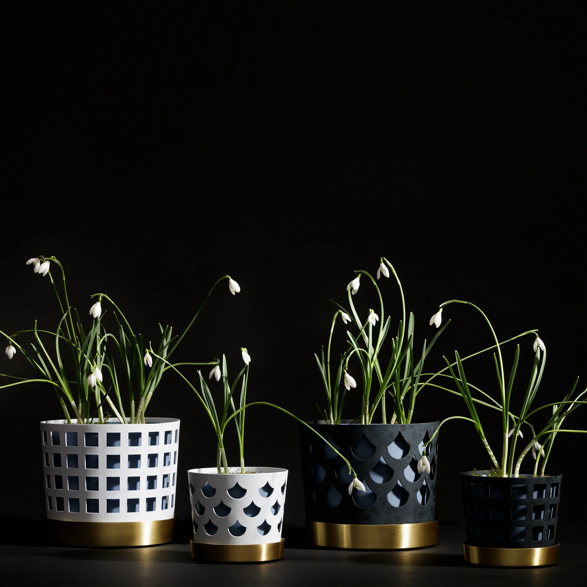 Trio flower pot drop medium Ø18 cm, blue KLONG