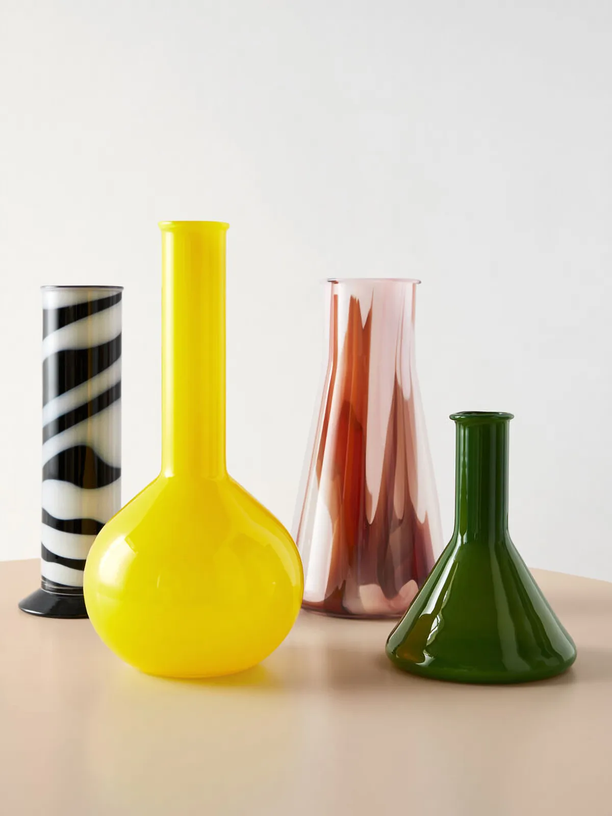 Lab measuring glass vase 18.5 cm, Green Kosta Boda