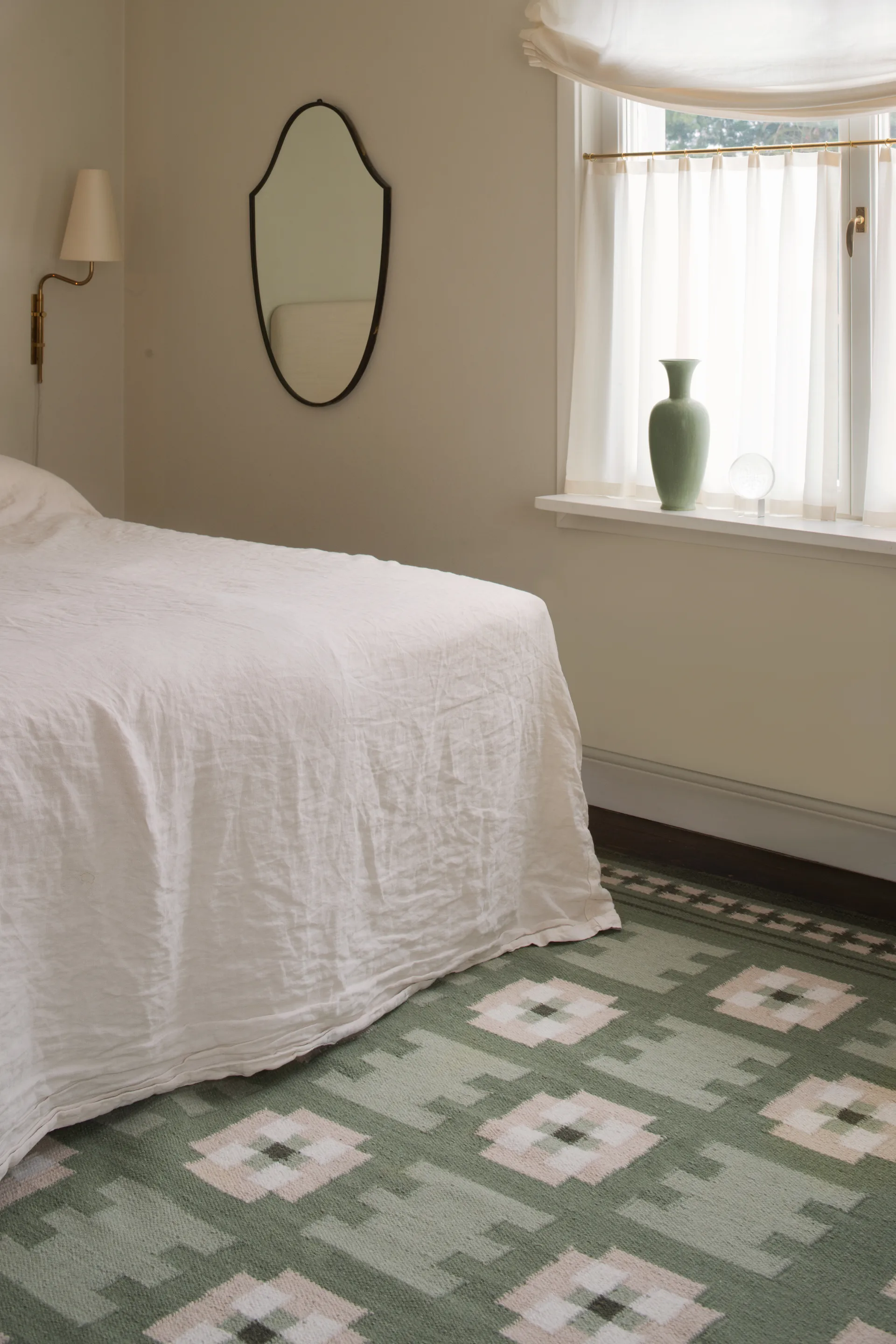 Röllakan Selma wool rug, Sage, 250x350 cm Layered