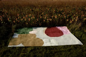 Sleeping Flower wool carpet - 180x270 cm - Layered