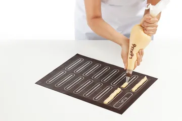 Lékué micro-perforated baking sheet 40x30 cm - Brown - Lékué