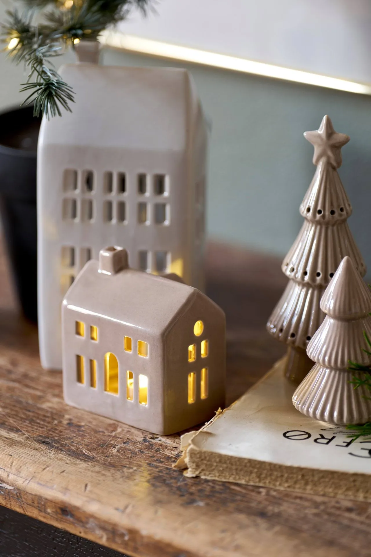 Mythel tealight holder, Linen, 9.8x9.8x5.5 cm Lene Bjerre