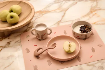 Vivi printed dinnerware set 4 pieces. - Wild child/Rosey - Liewood