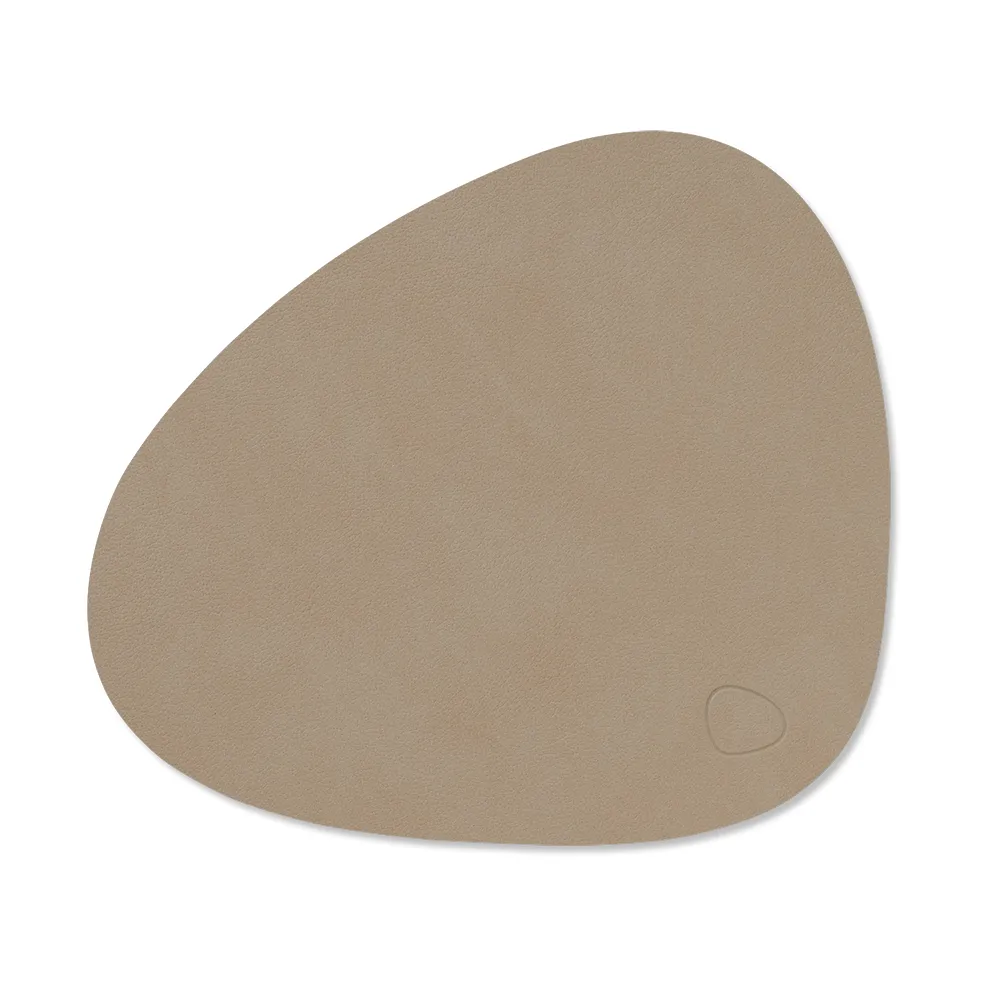 Nupo placemat curve S, Clay brown LIND DNA