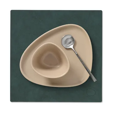 Nupo placemat square reversible S 1 pcs - Dark green-olive green, 28x28 cm - LIND DNA