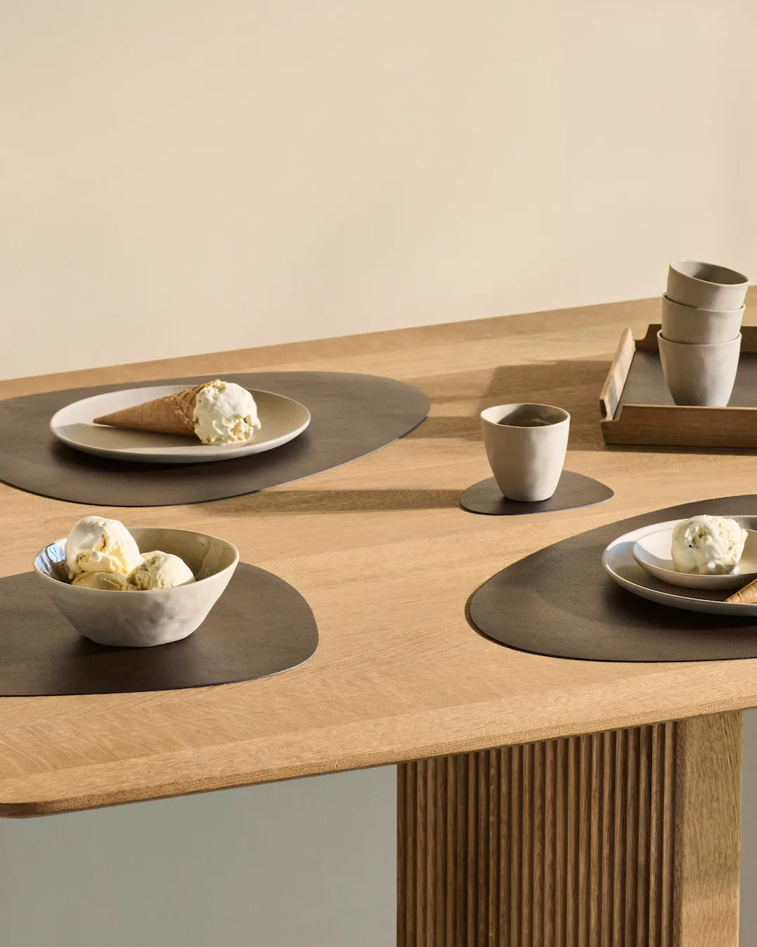 Serene placemat curve L 37x44 cm, Hazel, 37x44 cm LIND DNA