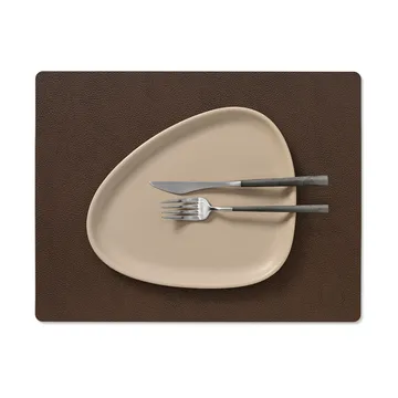 Serene placemat square M 26.5x34.5 cm - Hazel, 26.5x34.5 cm - LIND DNA