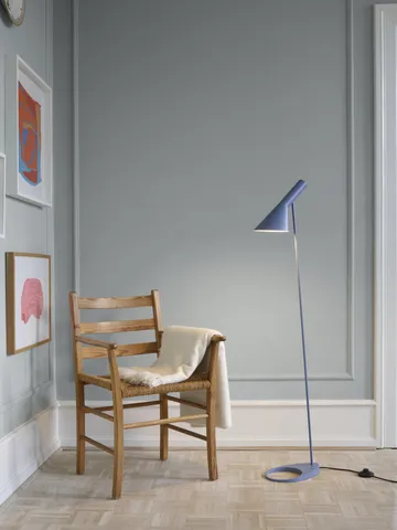 AJ floor lamp - Dusty blue - Louis Poulsen