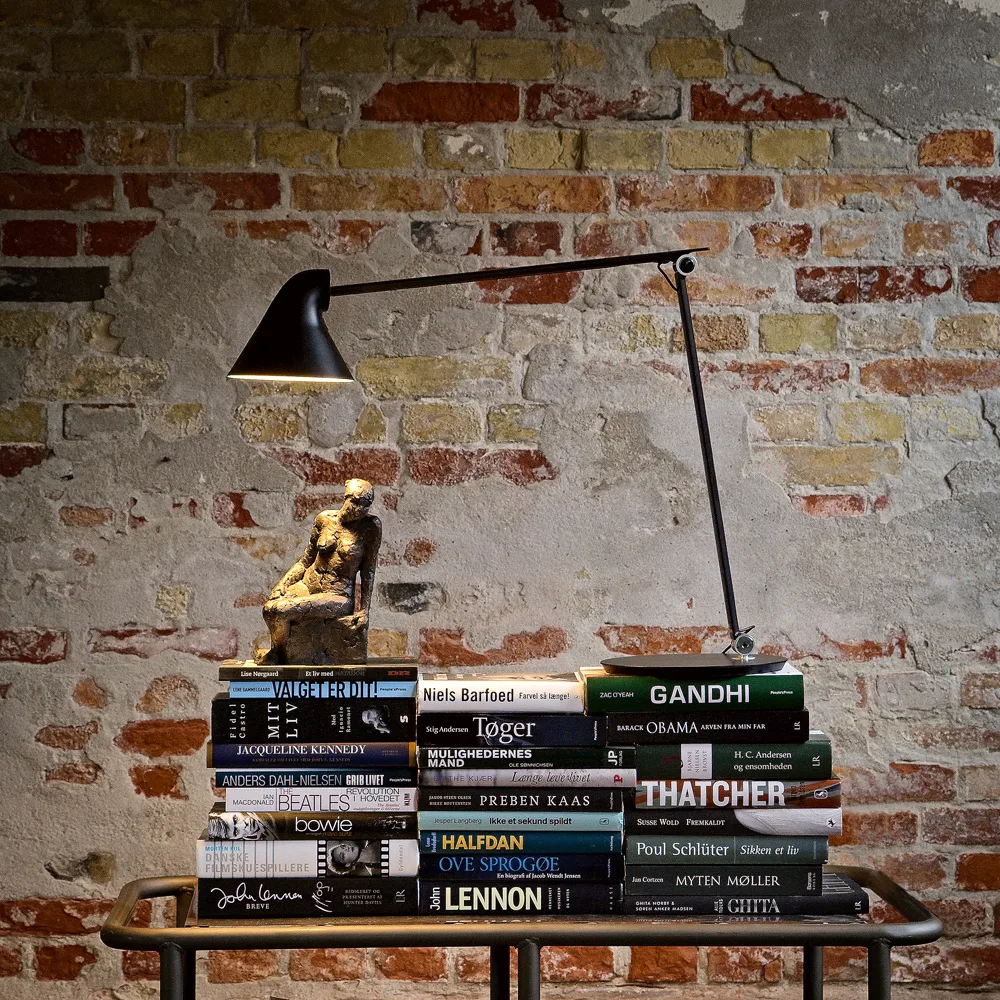 NJP desk lamp, White, clip, 2700k Louis Poulsen