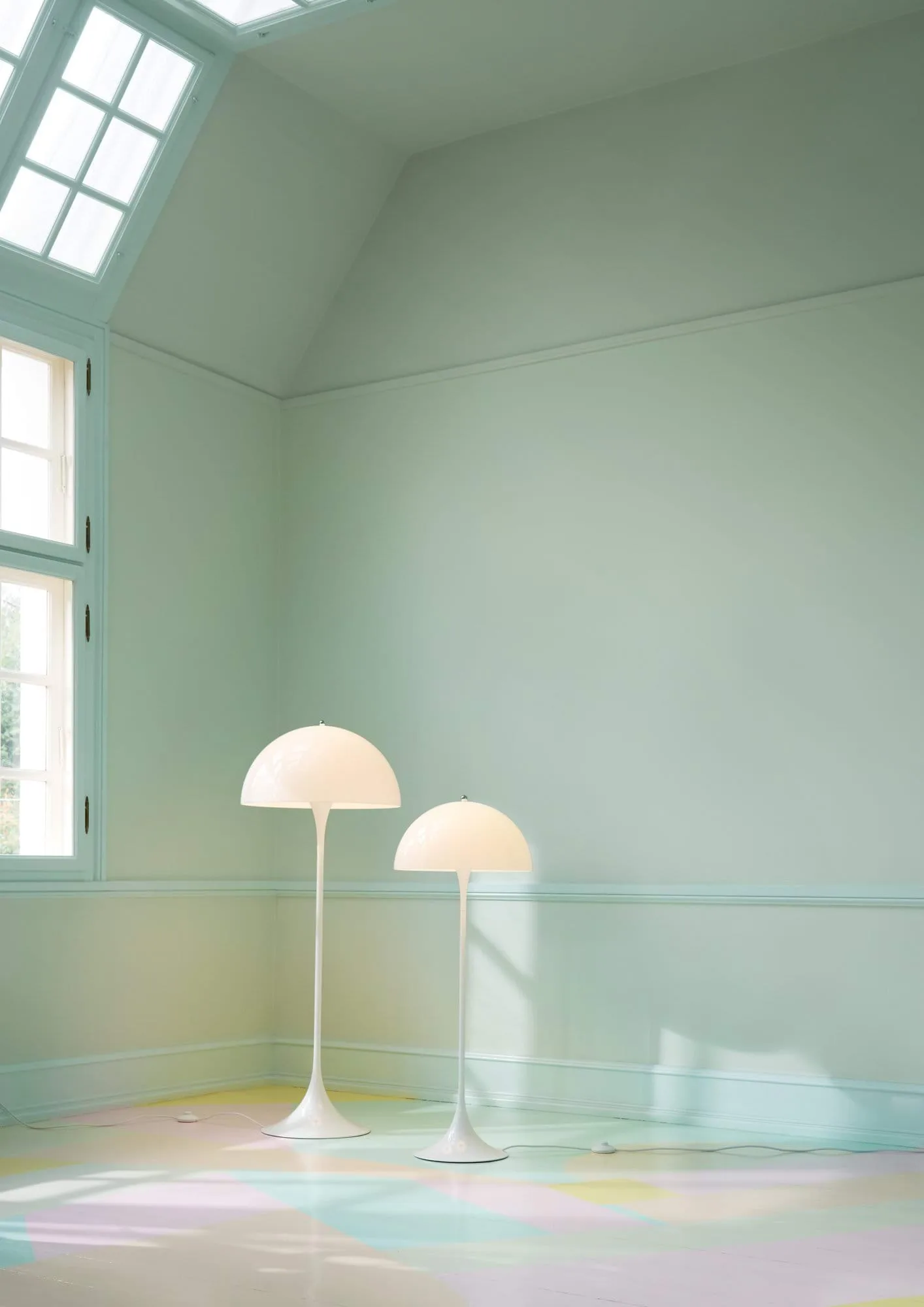 Panthella 400 floor lamp, Opal white Louis Poulsen
