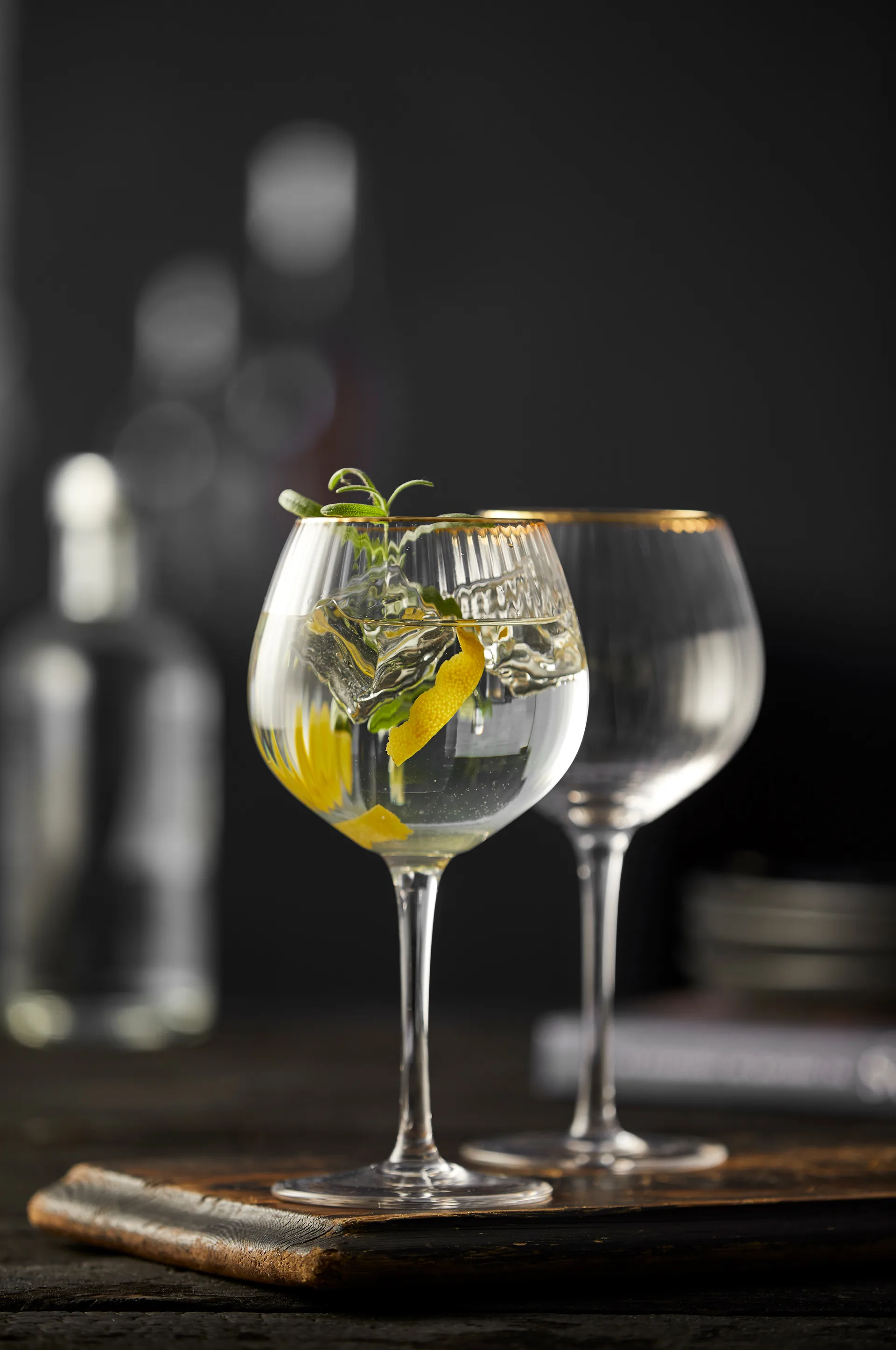 Palermo Gold gin & tonic glass 65 cl 4-pack, Clear-gold Lyngby Glas