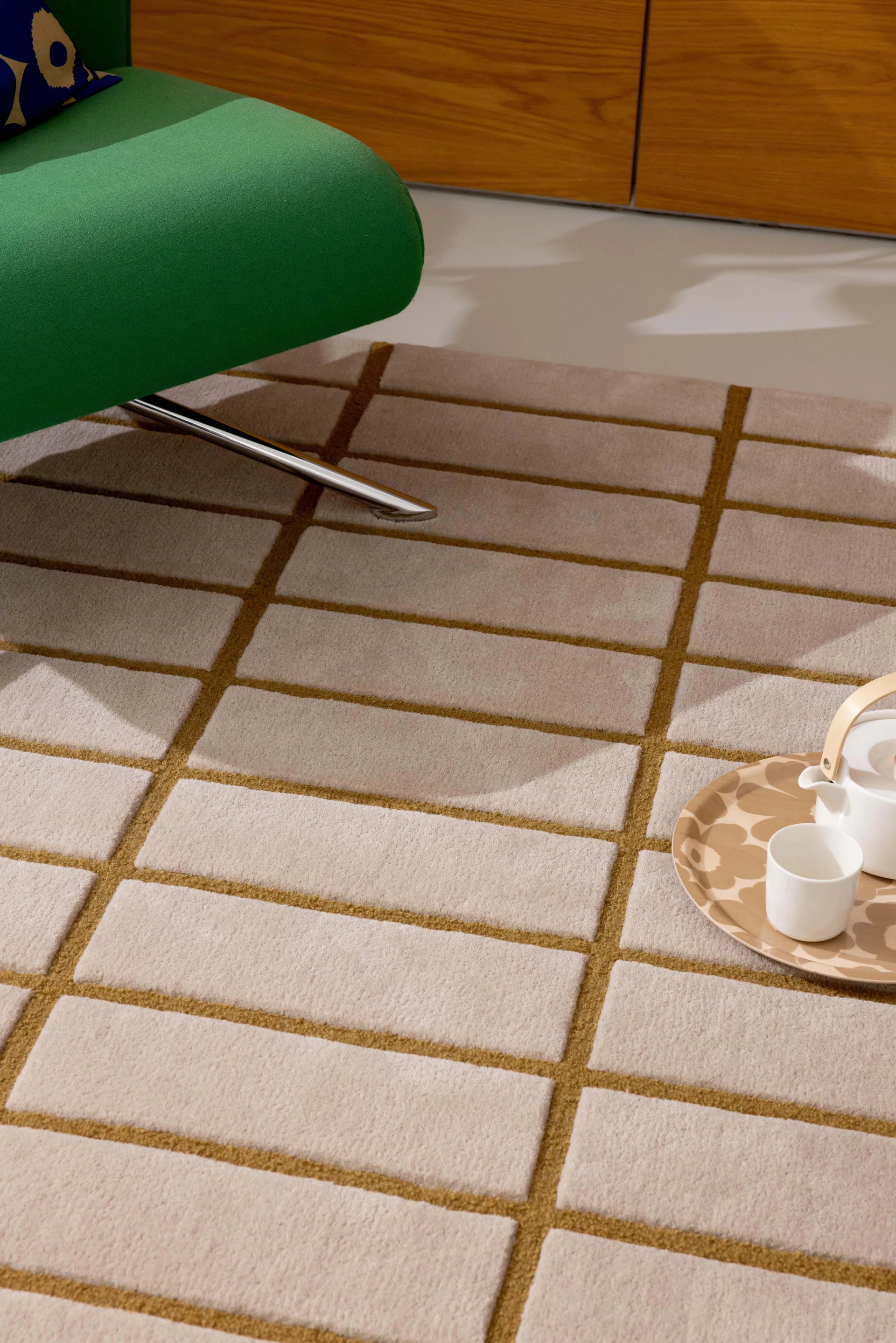 Tiiliskivi wool rug, Bronze yellow, 200x280 cm Marimekko