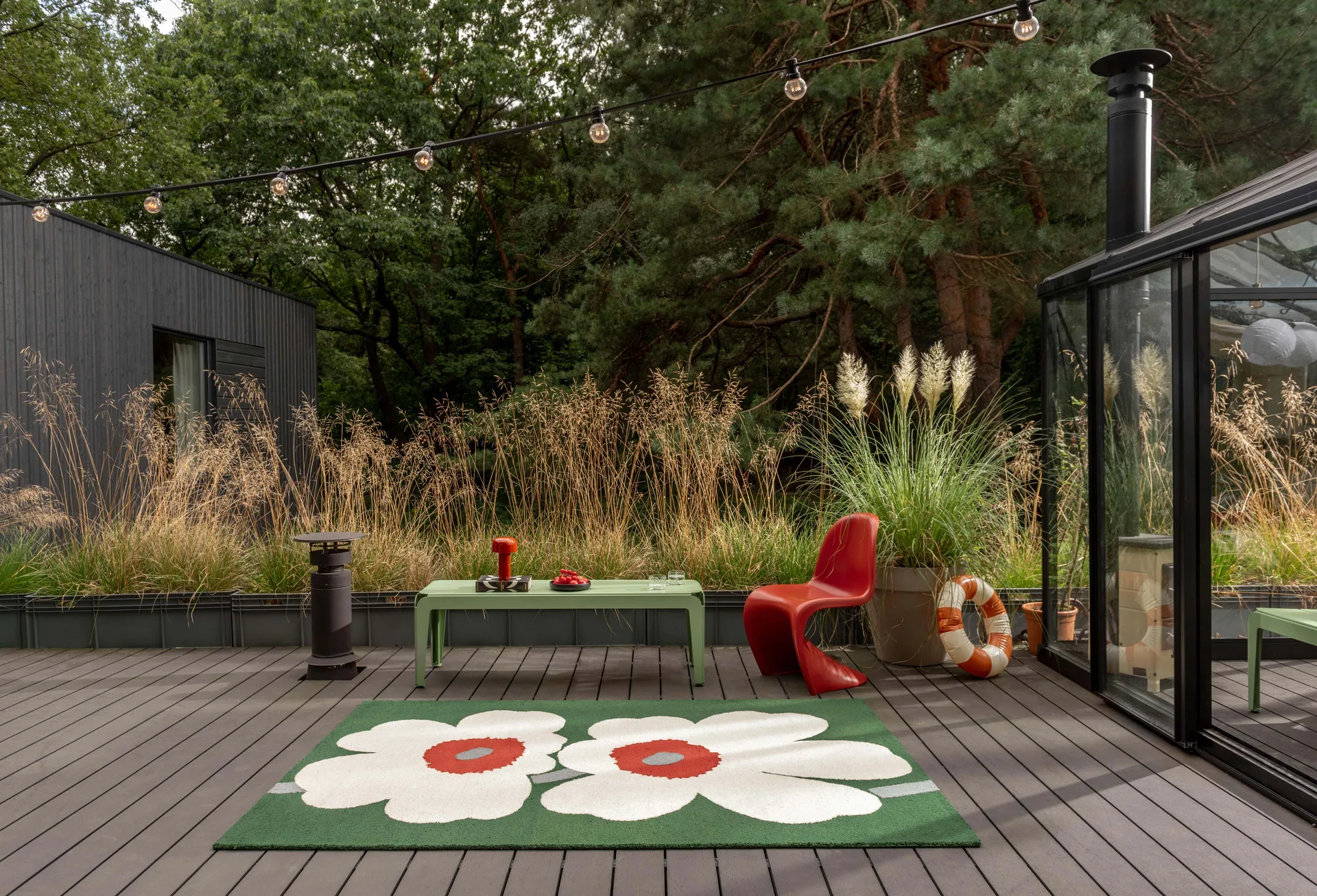 Unikko 60th Anniversary tufted plastic rug, 160x230 cm Marimekko