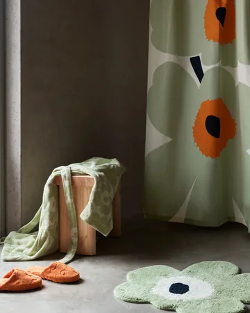 Unikko bath mat 73x74 cm - Sage-off white - Marimekko