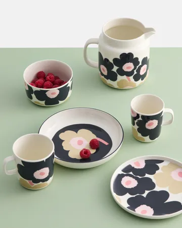 Unikko jug 1.25 L - Off white-charcoal-sand-pink - Marimekko