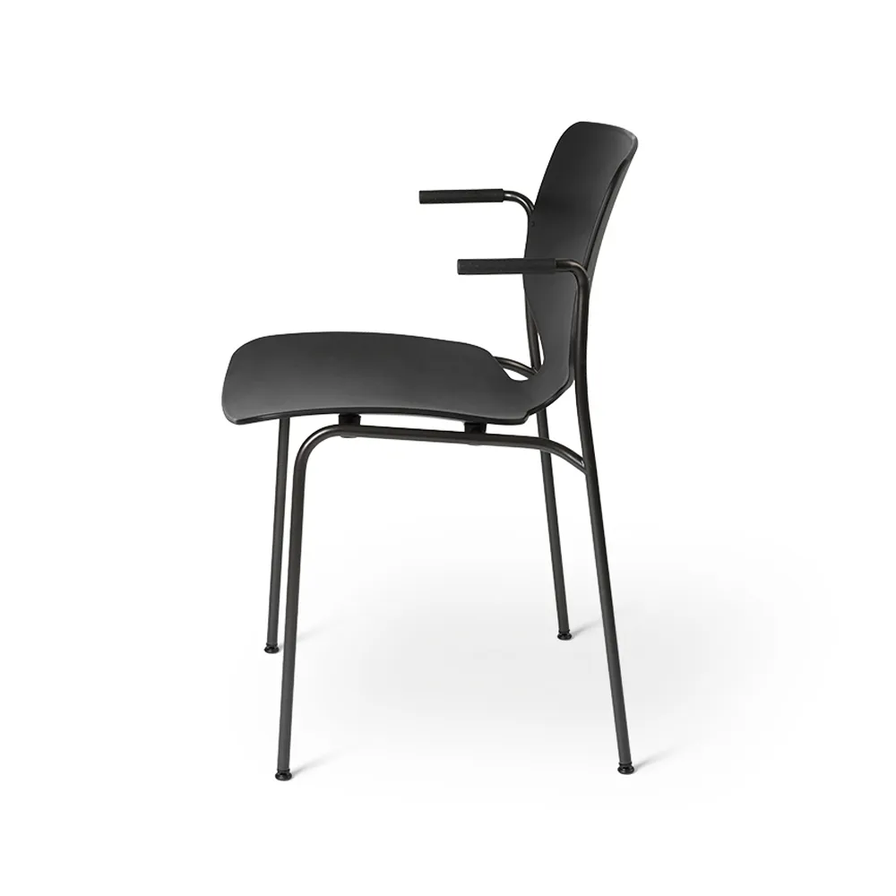 Nova Sea arm chair, Black. black steel stand Mater