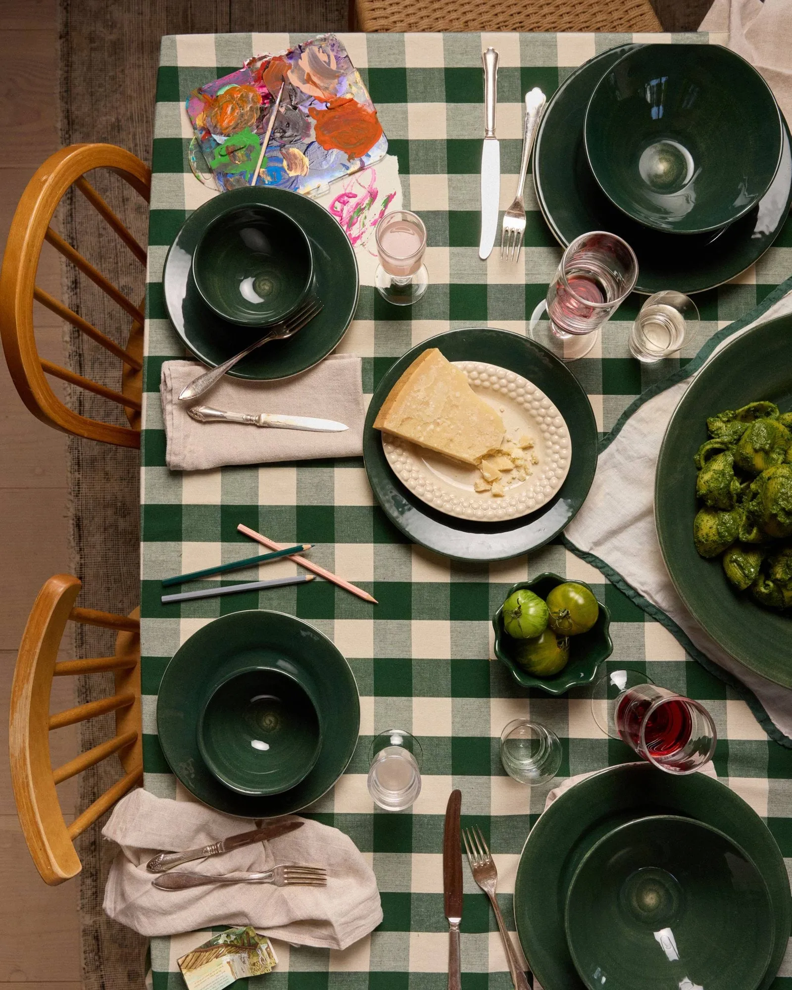Basic plate 28 cm, Forest green Mateus
