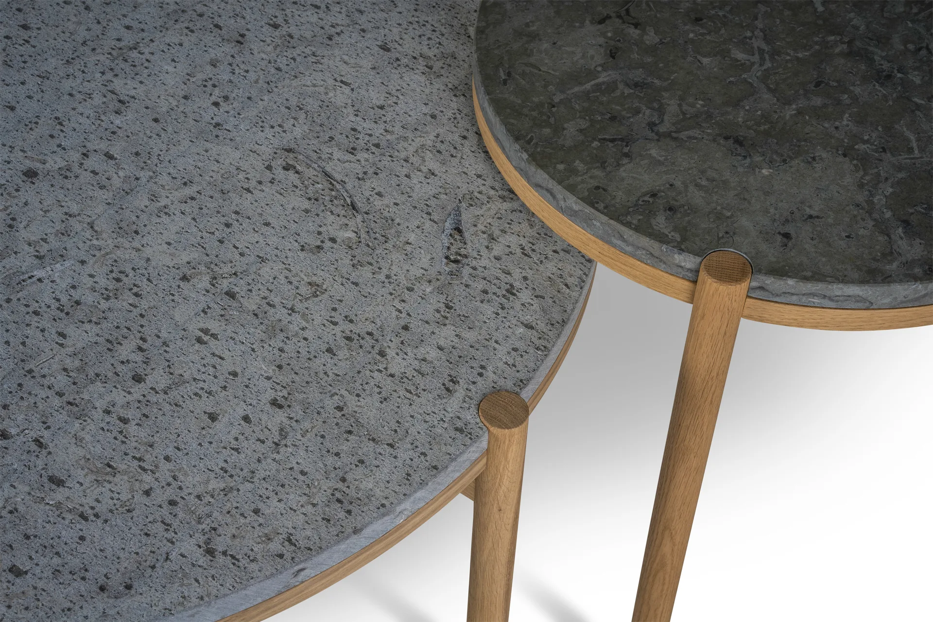 Dondo side table white pigmented oak Ø45 cm, Honed limestone Mavis