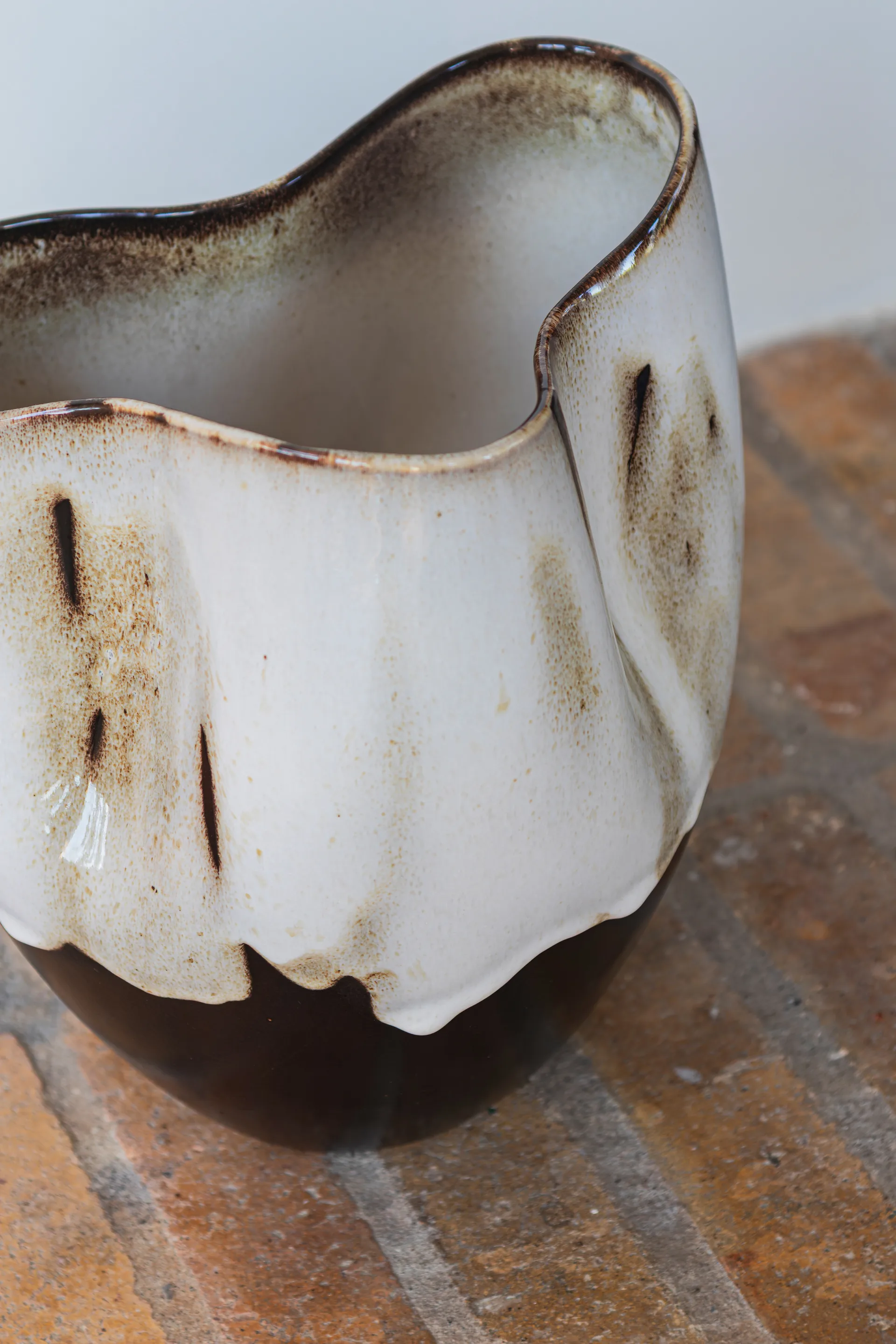 By Hand vase small 24.5 cm, Off-white Mette Ditmer